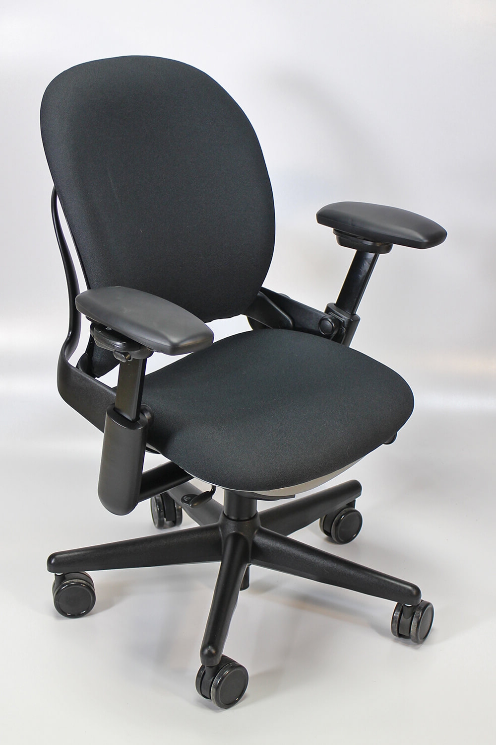 Steelcase chairs steelcase leap v1