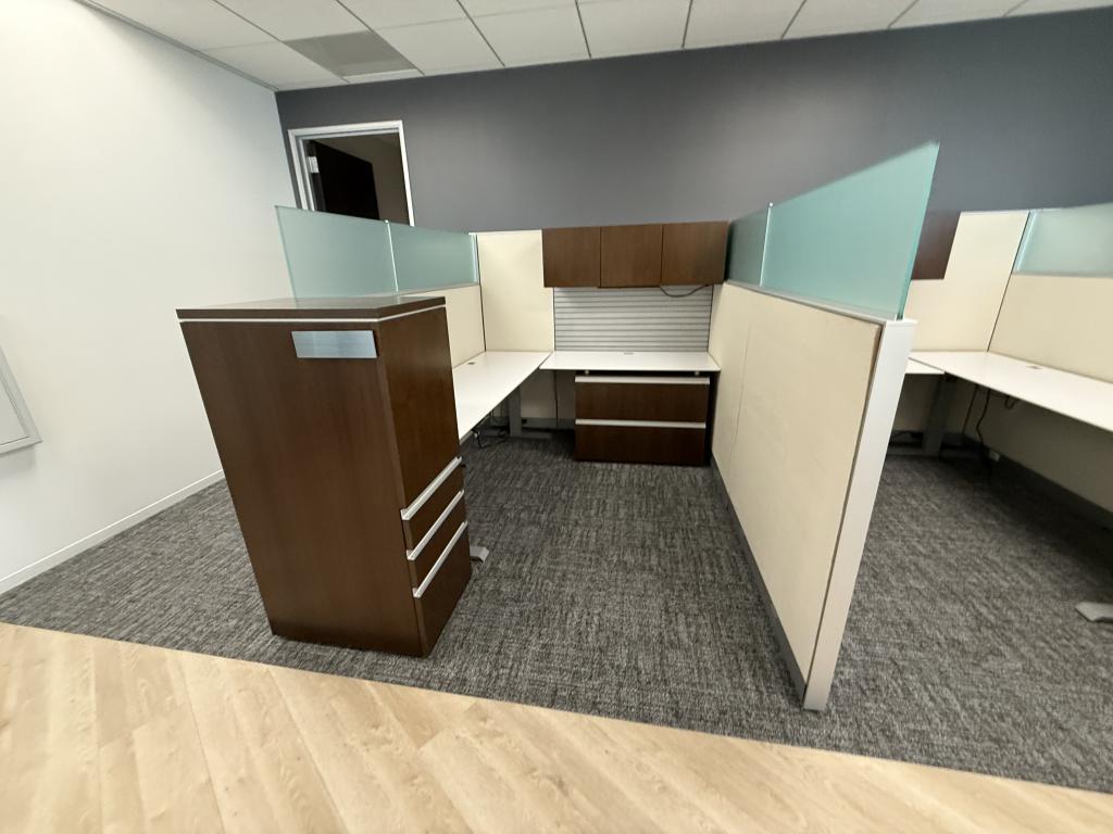 Used knoll reff autostrada 032726 CWU2 2